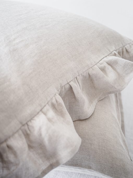 Ruffled linen pillow shams