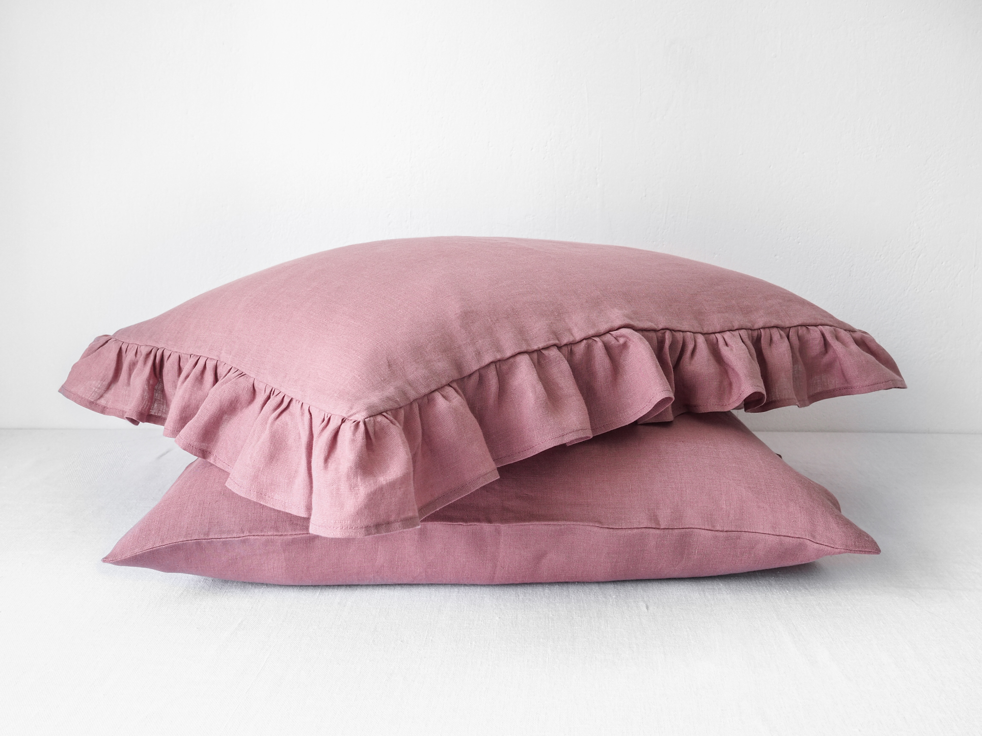 linen ruffled pillowcase dusty pink