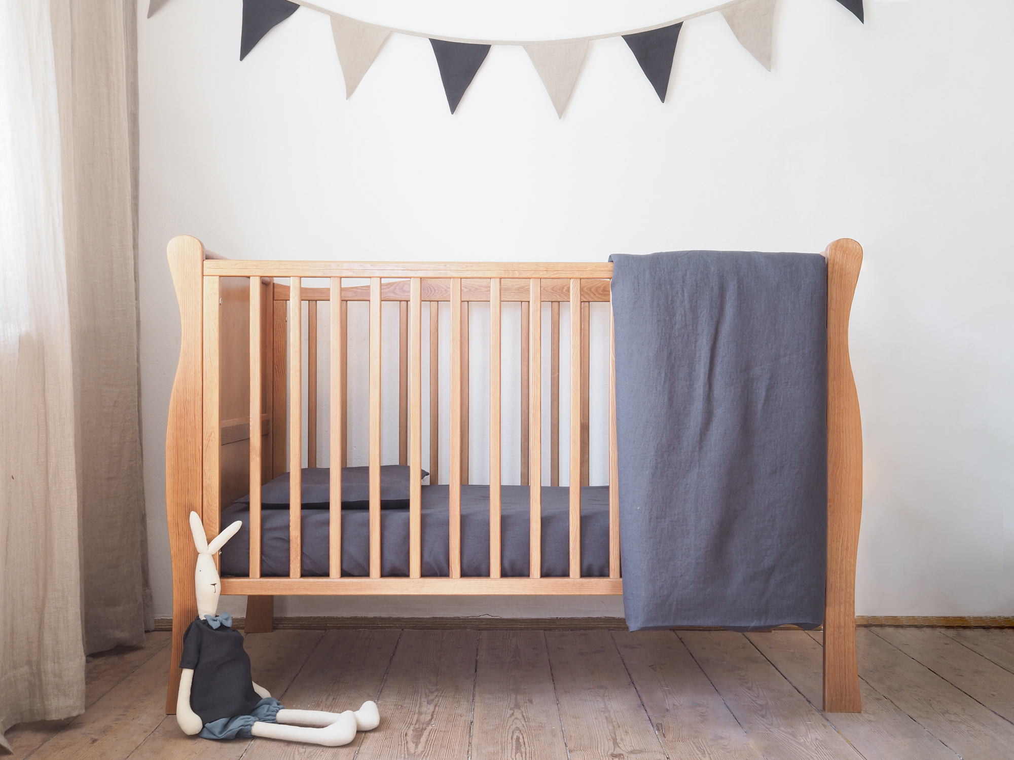 Linen crib bedding for boy