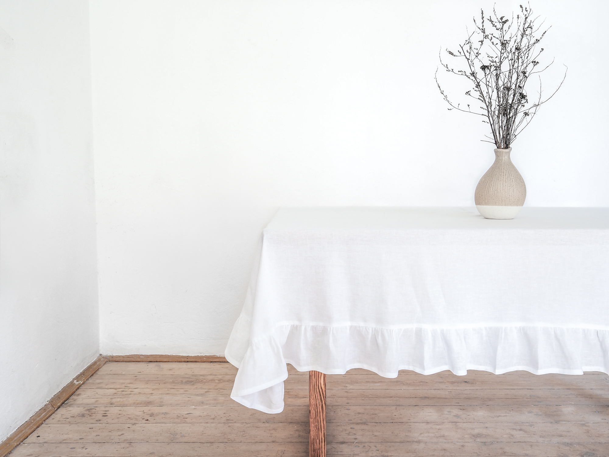 Weiße gekräuselte Tischdecke | 100% stonewashed Leinen