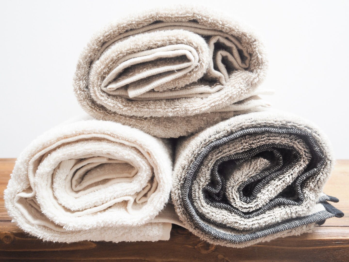 Weißes Leinen-Frottee-Handtuch - natürlich und extrem saugfähig