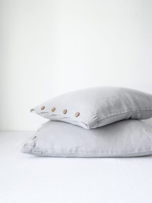 Linen pillowcase with buttons light gray