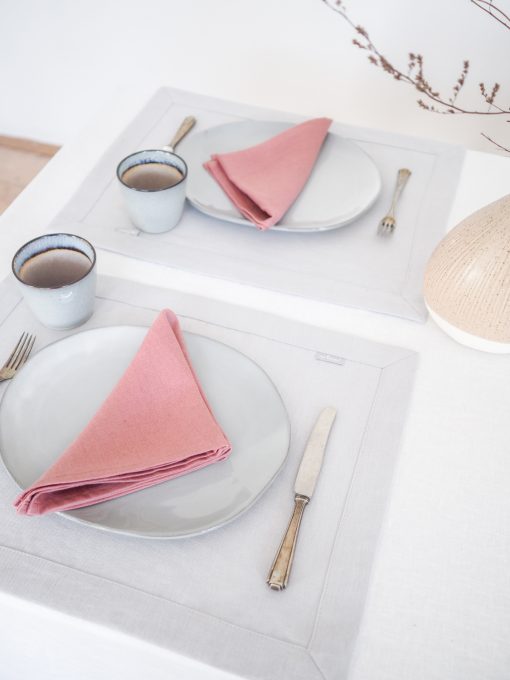 Solid pink linen napkins