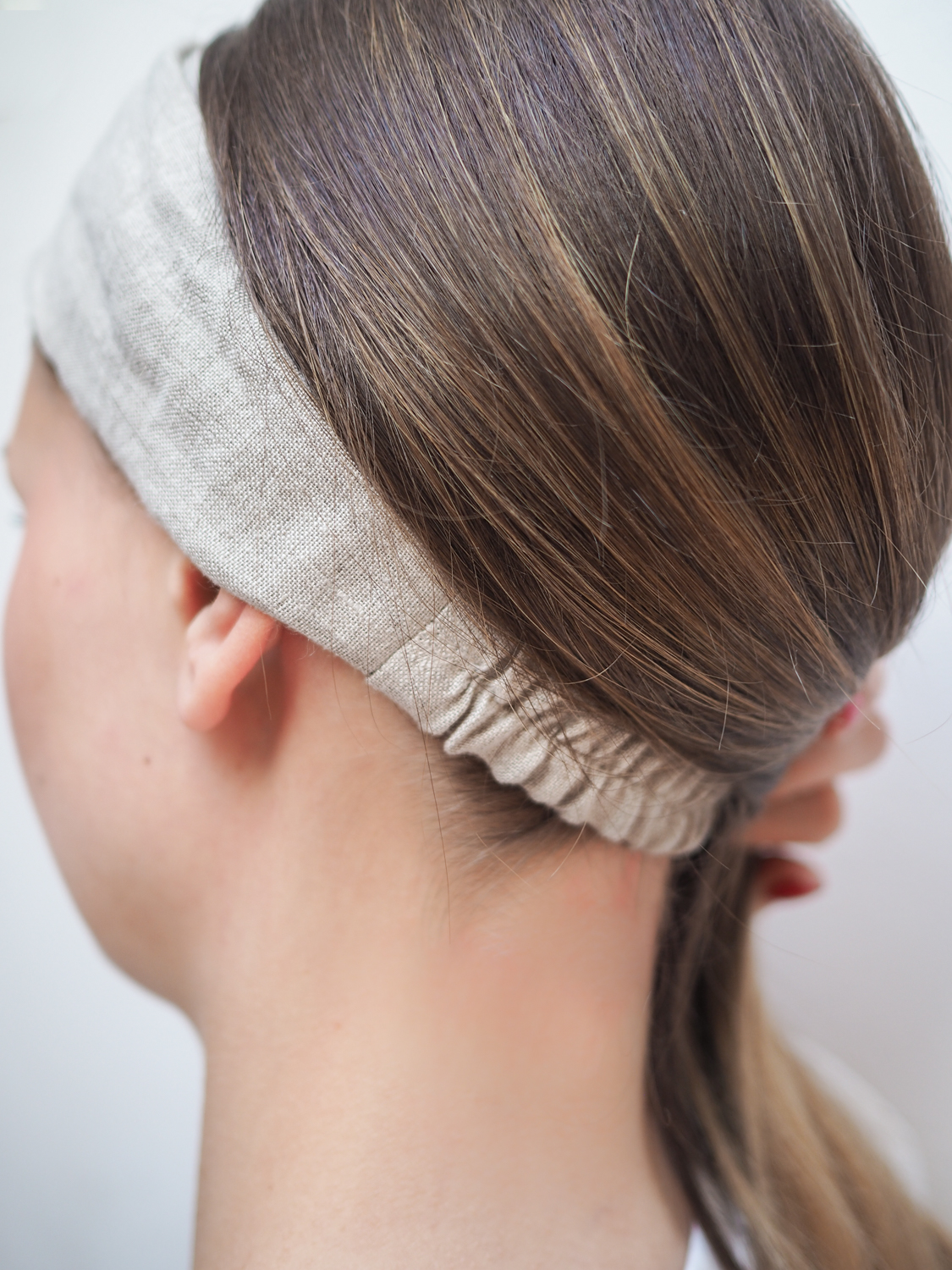 Natural linen perfect for headband outfits! | summer