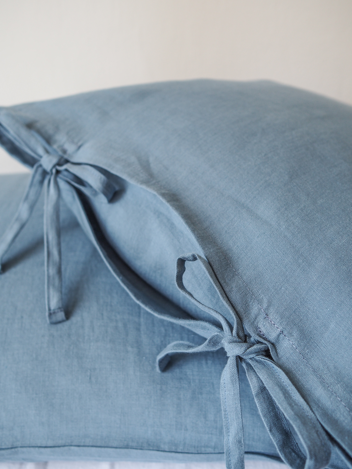 Blauer Kissenbezug aus Leinen 50 x 60 cm