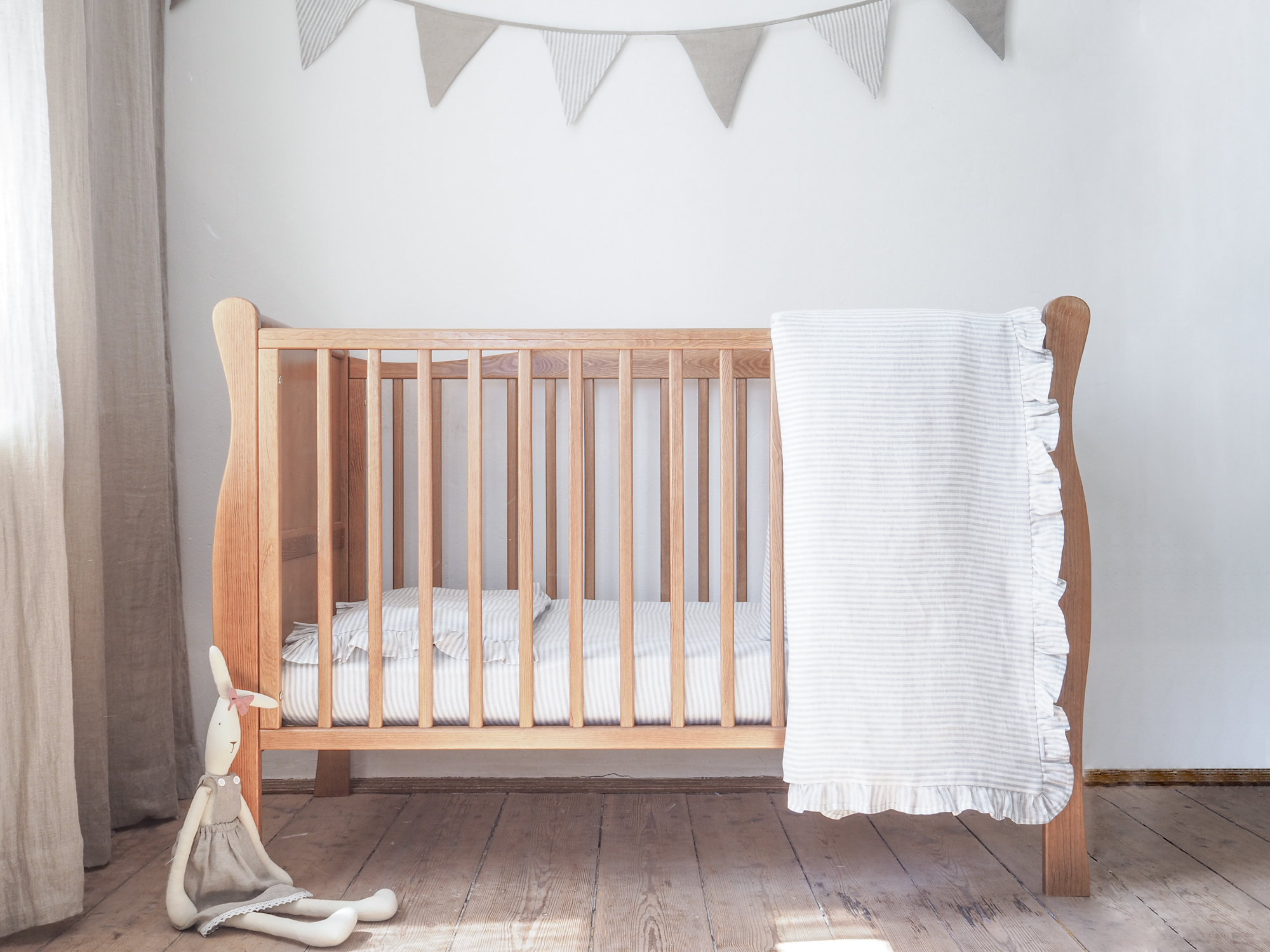 Striped linen baby bedding