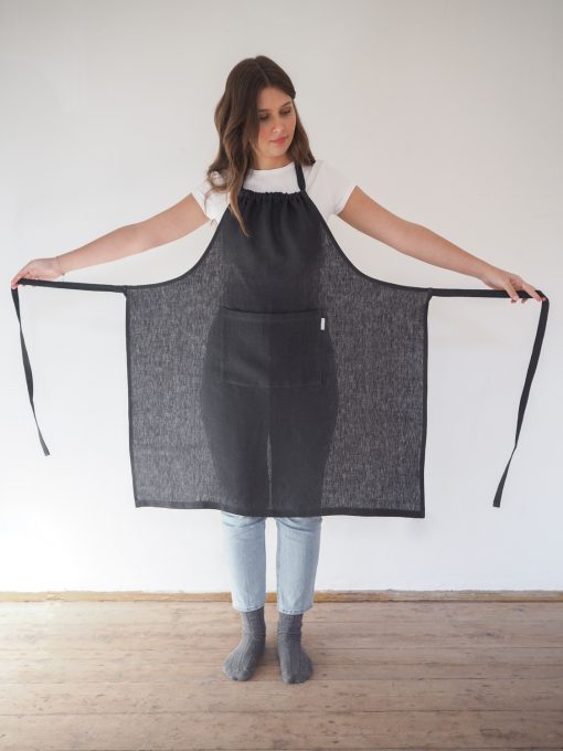 Long linen apron