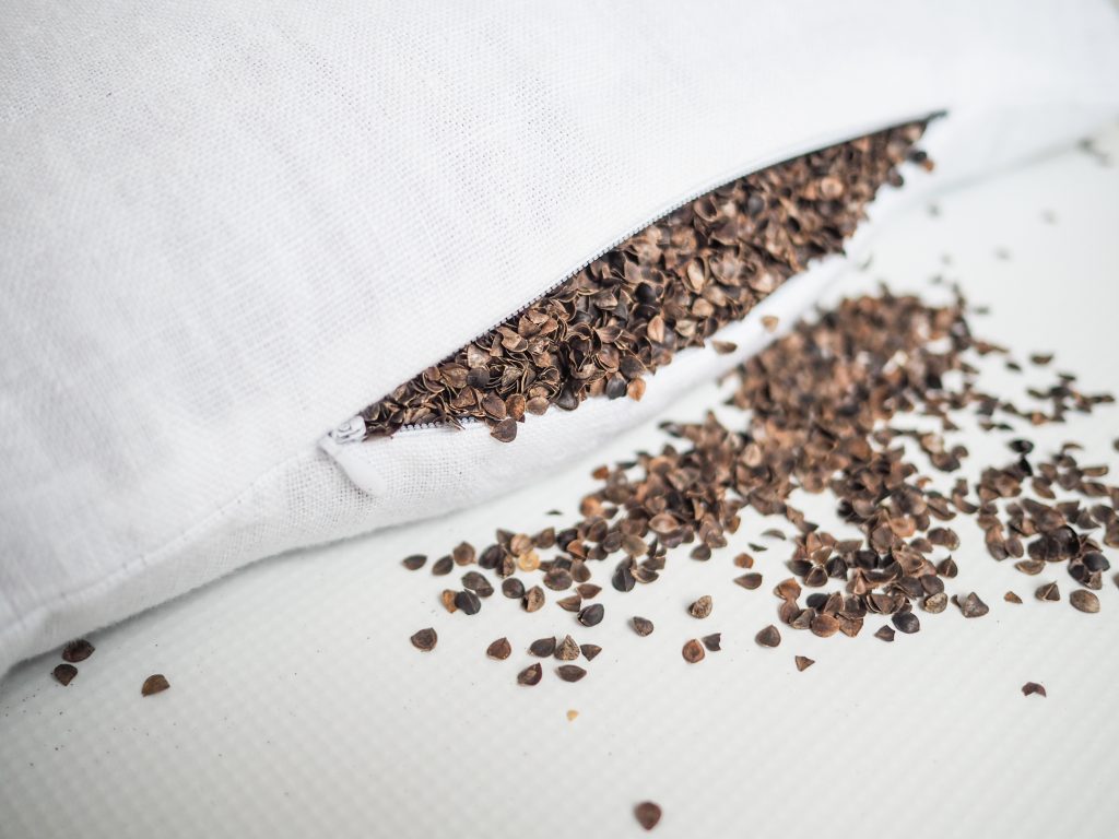 Buckwheat pillow filling versus polyester. Is the filling important?