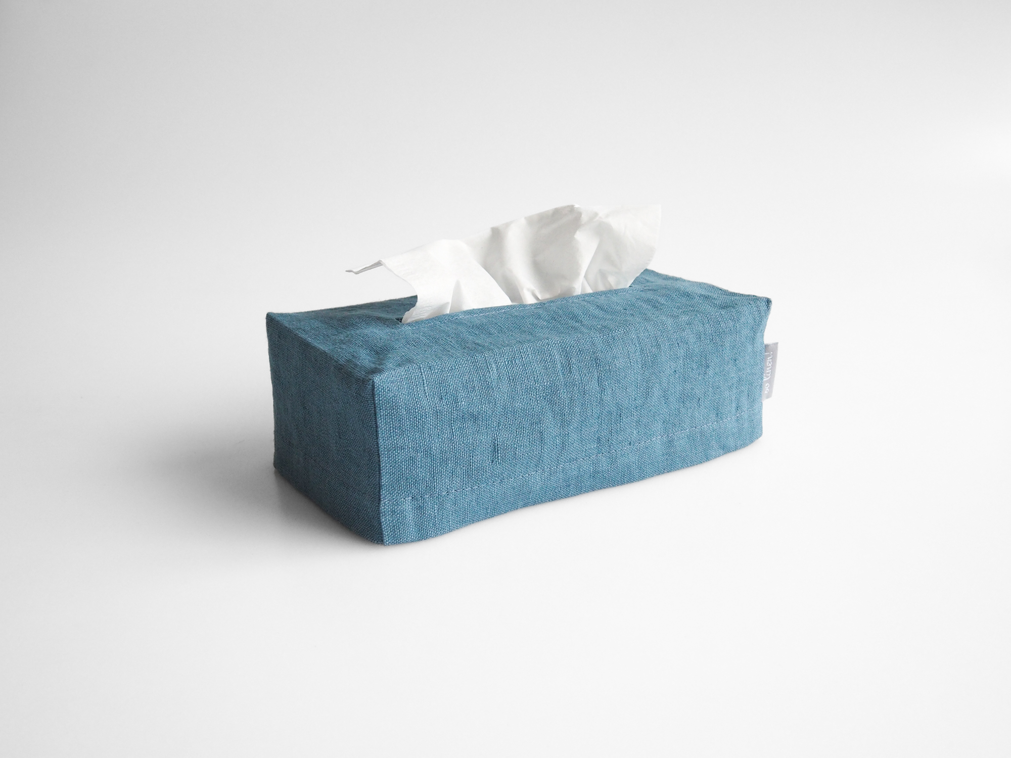 Blue linen tissue box cover