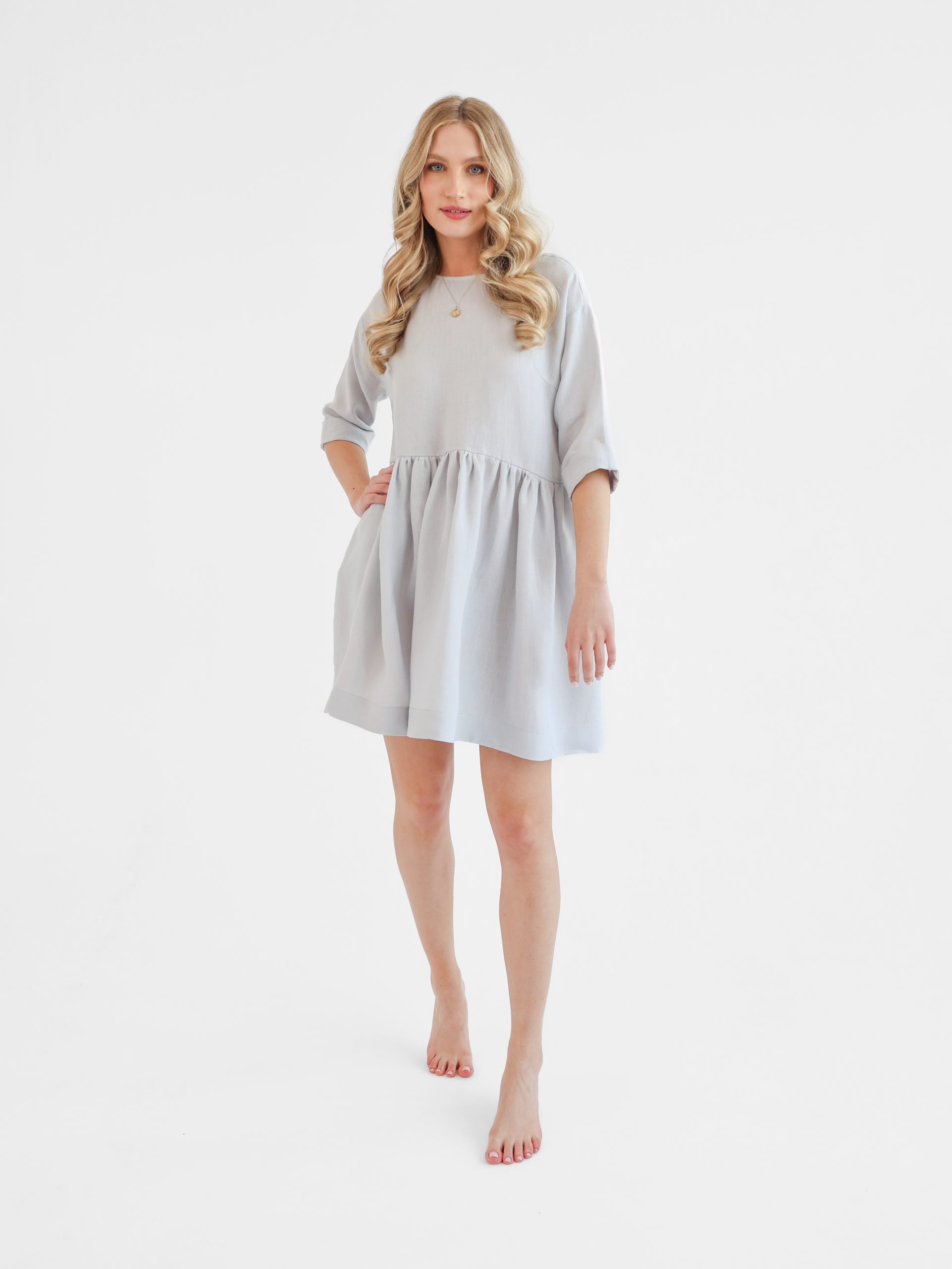 Linen dress with pockets