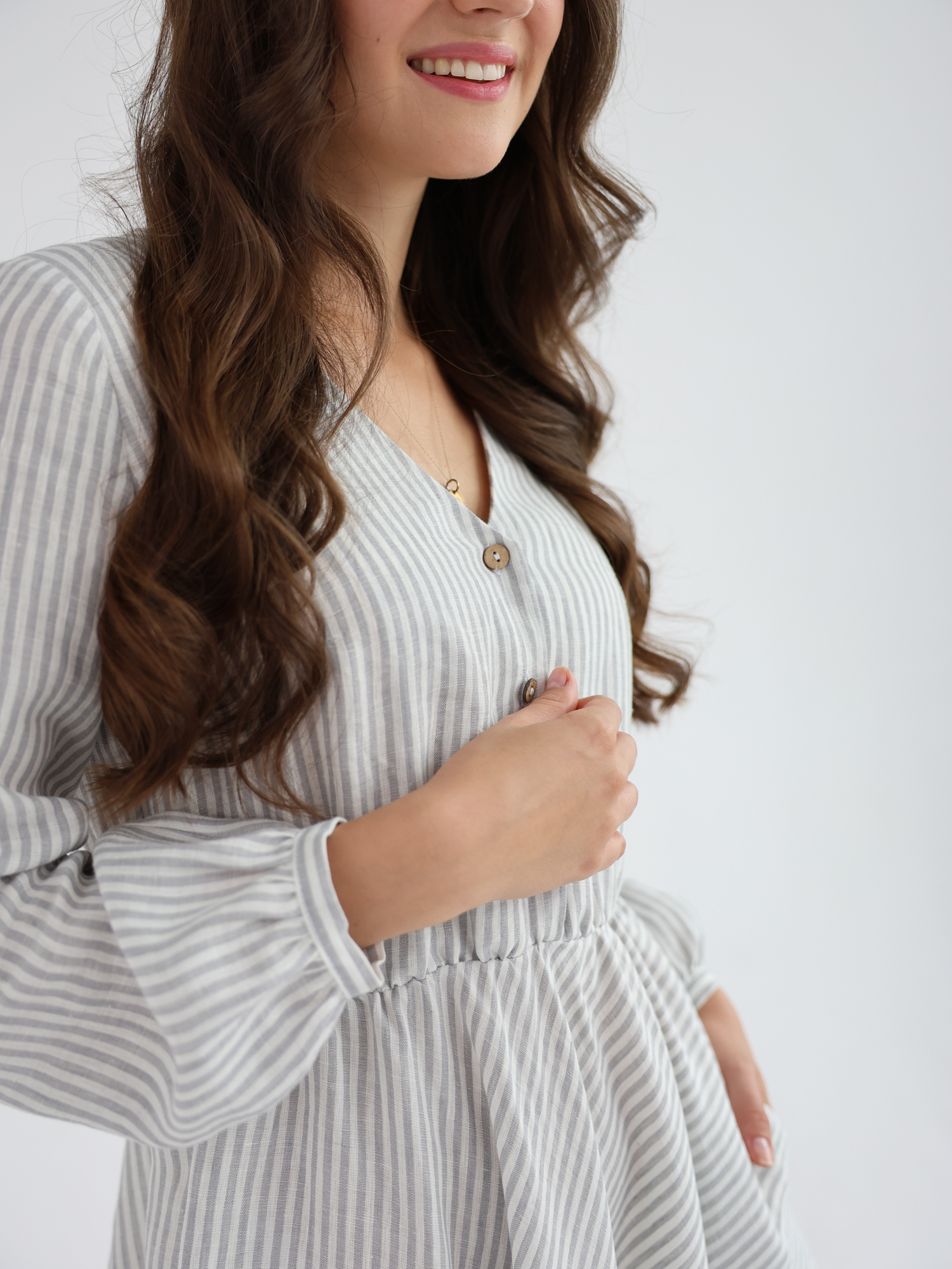 Striped linen dress with long sleeves
