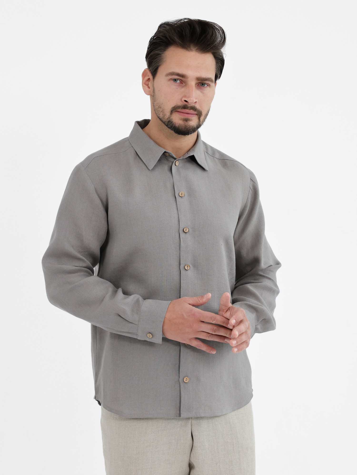 Men's shirt made of linen